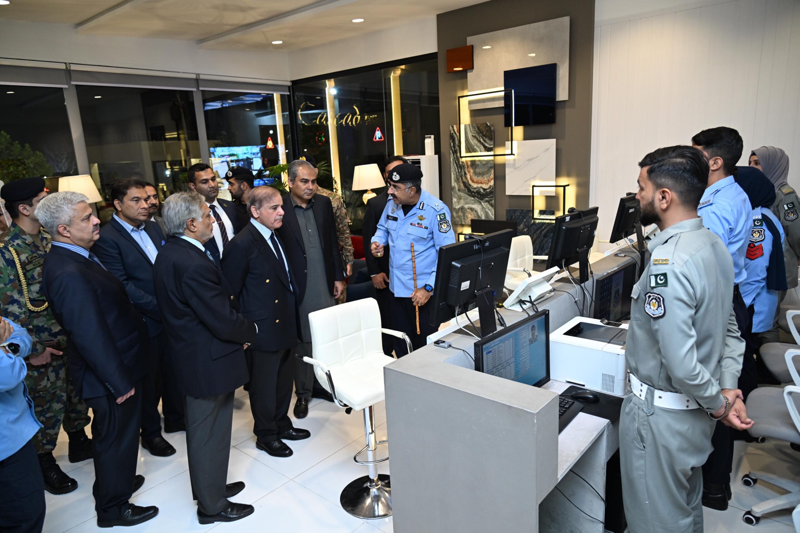 سفارتی برادری کو ہر ممکن سہولت فراہم کرنا ہماری ترجیح ہے، وزیراعظم