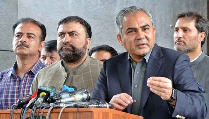 دہشت گردوں کا سر کچلنے کیلئے پوری طاقت سے کارروائی کا فیصلہ