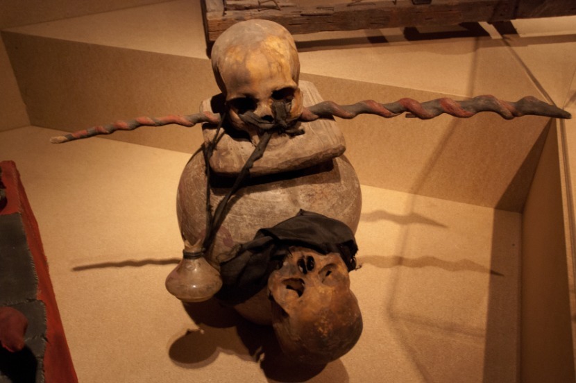 کالے جادو کاالزام، مشتعل ہجوم نےماں اور ایک سالہ بچے کو زندہ جلا دیا