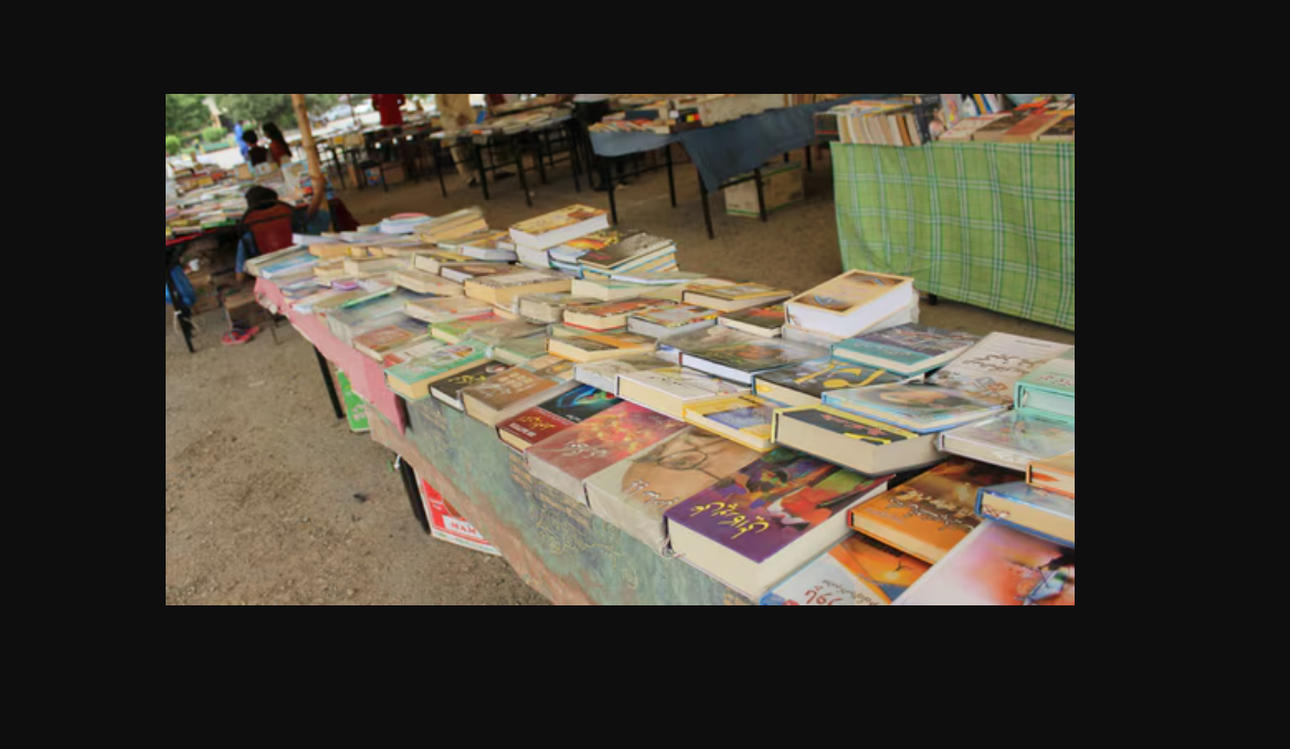 ہاتھ میں ایک اچھی کتاب ،سب سے بڑا لطف،کچھ یادیں