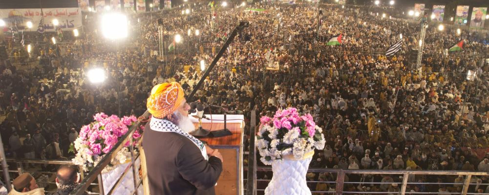 دینی مدارس میں سرکار کی مداخلت نہیں مانتے،مولانا فضل الرحمان