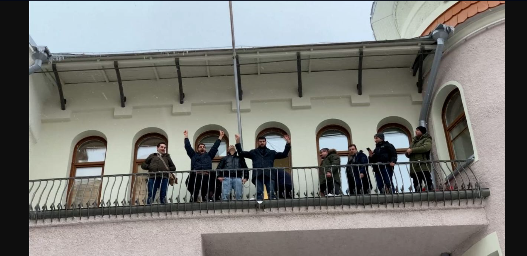 At the Syrian embassy in Moscow, the rebel flag is raised