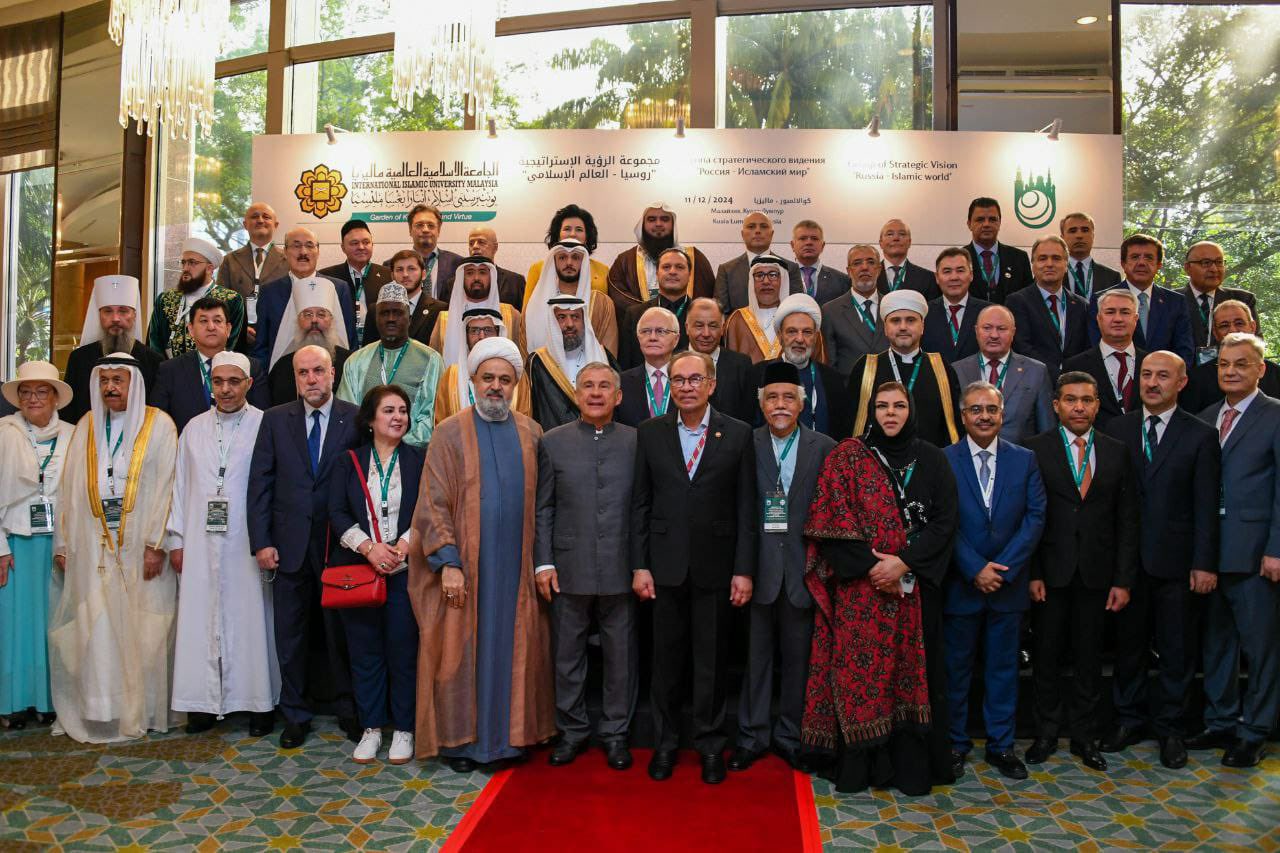 عالمی برادری غزہ میں انسانی بحران کے خاتمے کیلیے کردار ادا کرے،سحر کامران