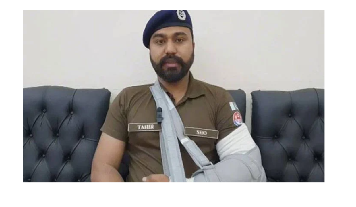 پی ٹی آئی مظاہرین مسلح اور ہمارے پاس اسلحہ نہیں تھا،زخمی ایس ایچ او