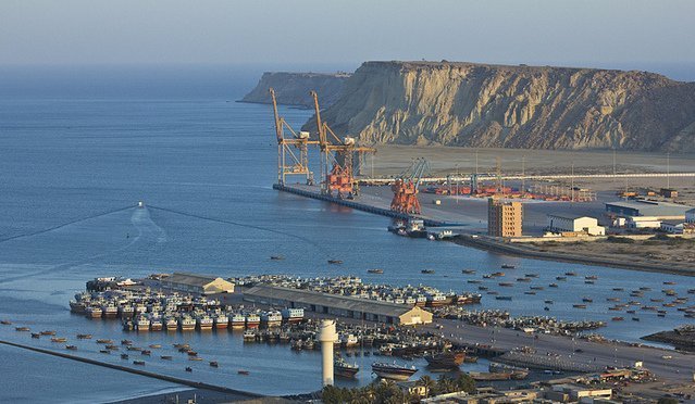 بھارتی مصنوعات  پاکستان کی زمینی,فضائی یا سمندری راستے سے نہیں گزرسکیں گی