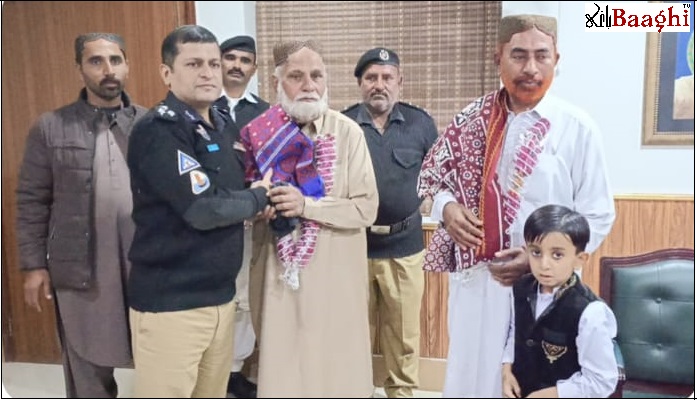 میرپور ماتھیلو: ریٹائرڈ پولیس کانسٹیبلز کے اعزاز میں الوداعی تقریب