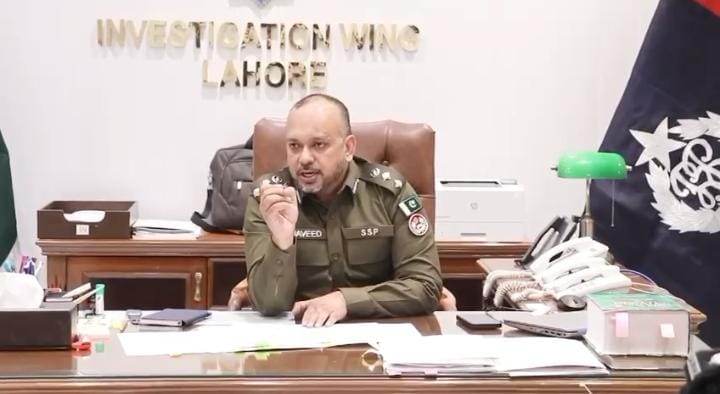 چوری شدہ کروڑوں مالیت کی موبائل اسیسریز مالکان کے حوالے کر دی،محمد نوید