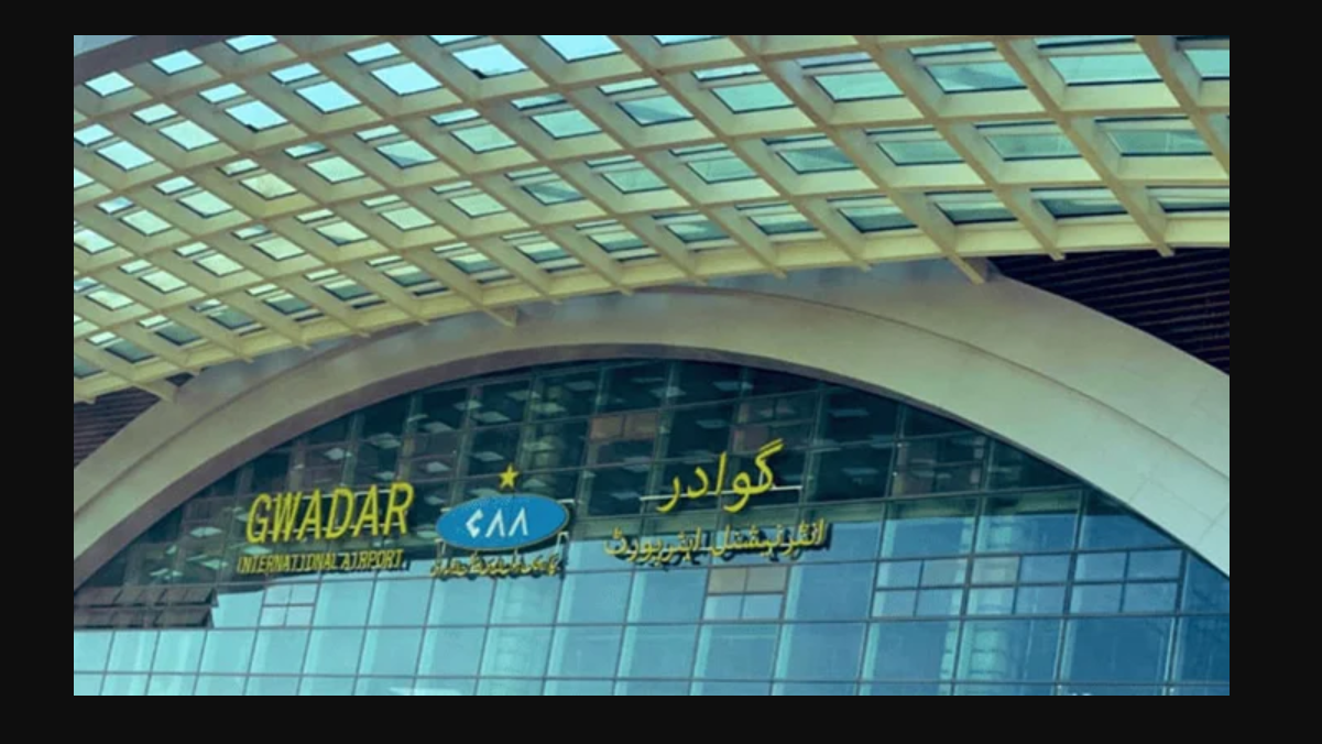 نیو گوادر ایئرپورٹ کا افتتاح ،کراچی سے پہلی پرواز لینڈ کرگئی