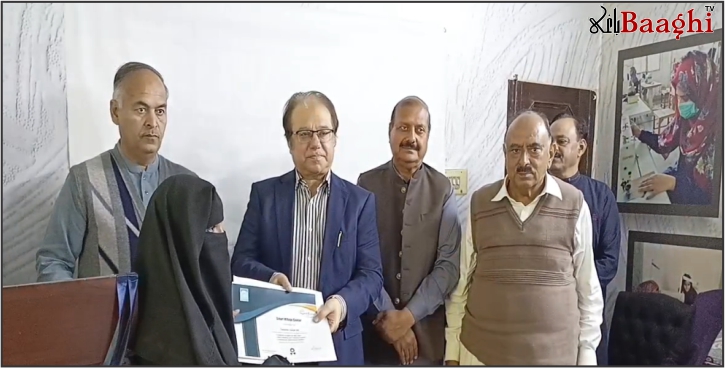 سمبڑیال: اسمارٹ ویلیج سینٹر کی 23 کامیاب طالبات میں اسناد تقسیم