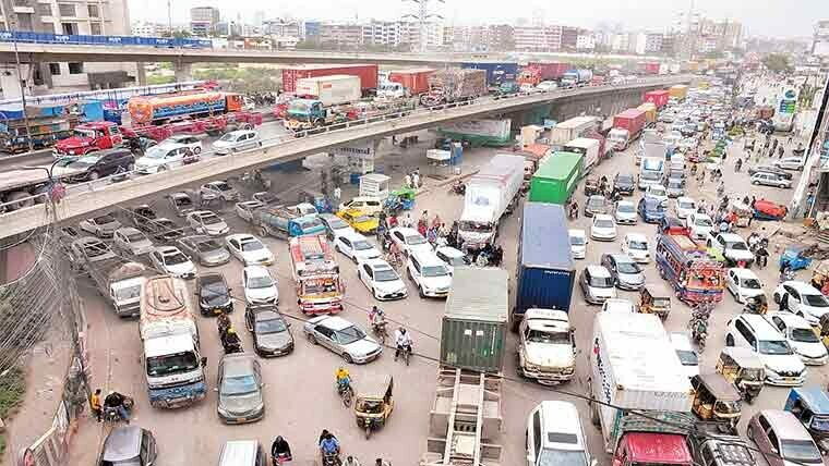 مئیر کراچی کا ون وے کی خلاف ورزی پر بھاری جرمانے کا فیصلہ