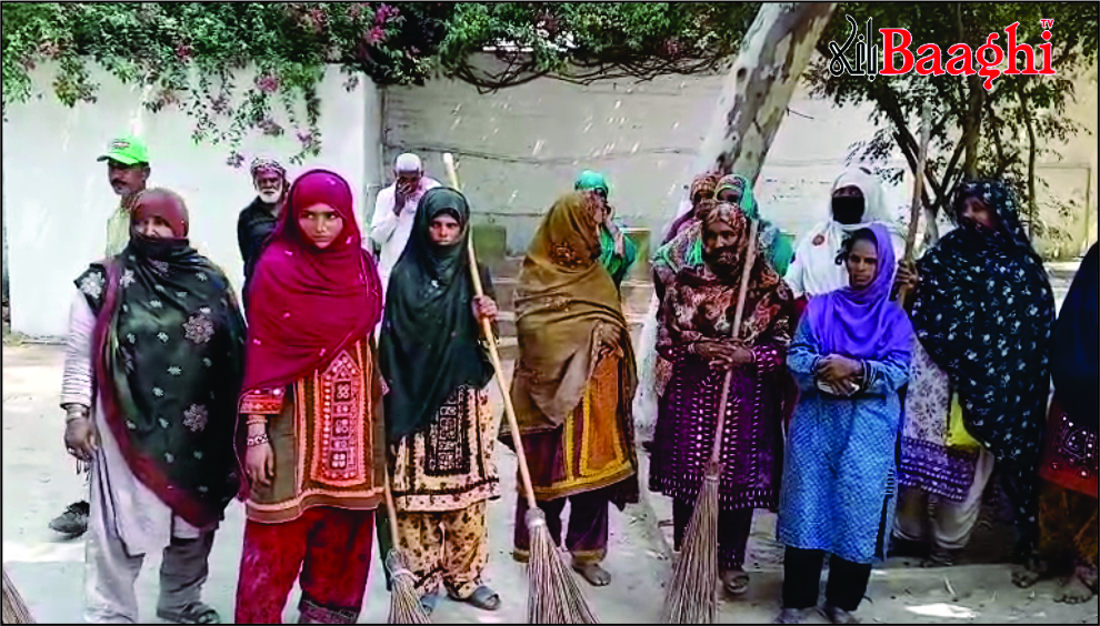 سیالکوٹ : گداگروں کے خلاف انوکھا اقدام، صفائی ستھرائی کا کام سونپ دیا گیا