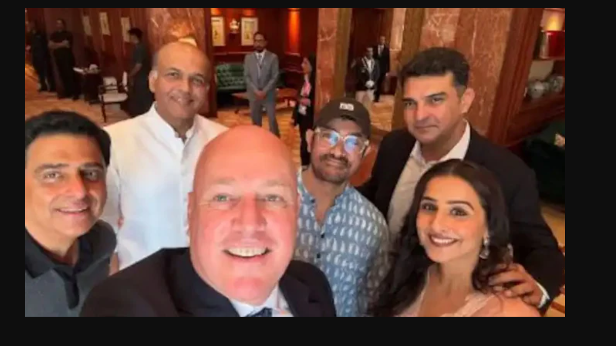 بالی ووڈ اداکار عامر خان،اداکارہ ودیا بالن کی نیوزی لینڈ کے وزیرِ اعظم سے ملاقات