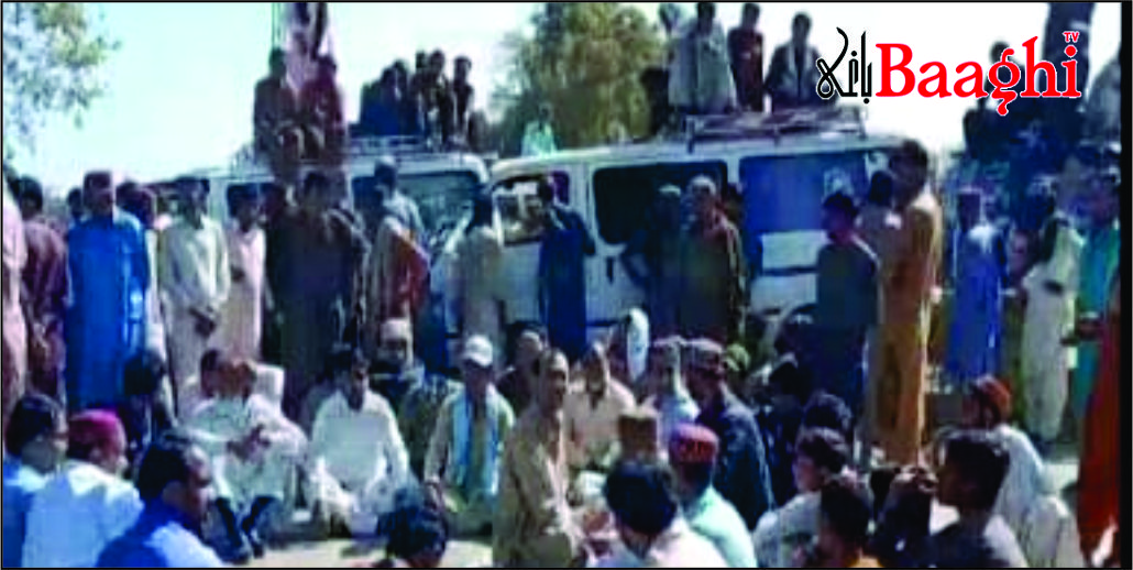 تنگوانی میں ڈاکوؤں کی فائرنگ، ڈرائیور قتل، دو مسافر زخمی