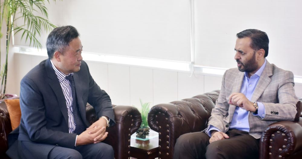 مصطفیٰ کمال کی ڈبلیو ایچ او کے نمائندے ڈاکٹر لو ڈپینگ سے ملاقات