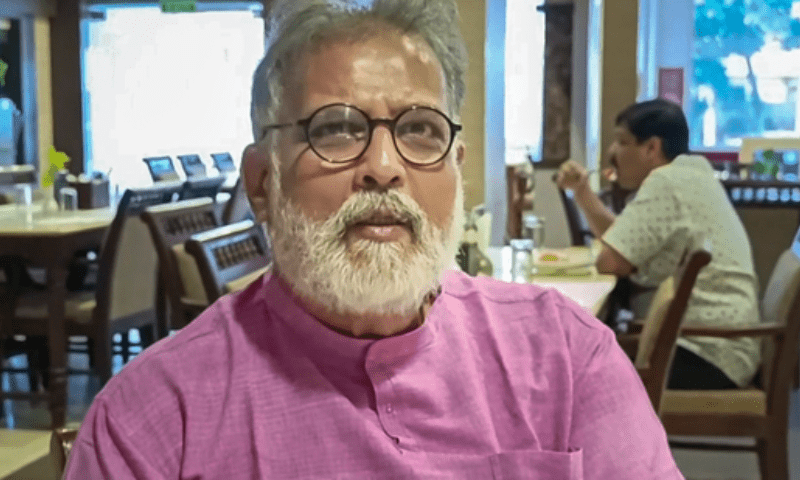 مہاتما گاندھی کے پڑ پوتے بھارت میں خود کو غیر محفوظ سمجھنے لگے