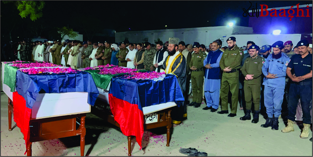 ڈیرہ غازیخان: ڈاکوؤں سے مقابلے میں شہید 2 اہلکاروں کی نماز جنازہ سرکاری اعزاز کے ساتھ ادا