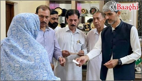 سیالکوٹ: ہولی پر 70 ہندو خاندانوں میں مالی امداد، وزیر اعلیٰ پنجاب کا تاریخی اقلیتی پیکیج