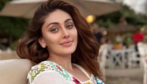 آنجہانی اداکارہ شیفالی  کی بیوٹی ٹریٹمنٹس کی چہ میگوئیوں پر کرینہ کپور کا ردعمل