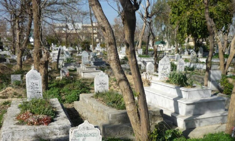 کراچی میں قبرستانوں کی رجسٹریشن کا فیصلہ، قبر کی قیمت کتنی ہو گی؟