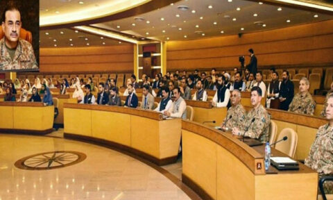 اجتماعی قومی عزم کے بغیر دہشتگردی جیسے خطرے سے نمٹنا ممکن نہیں،فیلڈ مارشل