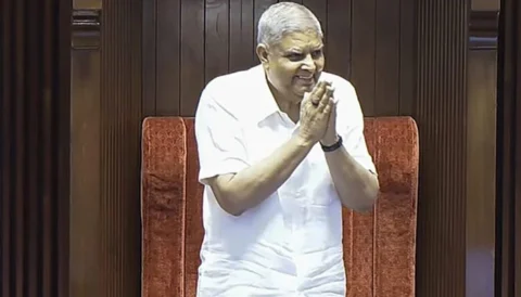 بھارتی نائب صدر جگ دیپ دھنکھر عہدے سے مستعفی