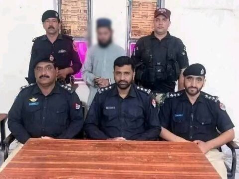 5 سالہ نابینا بچے سے ’زیادتی‘ کے الزام میں قاری گرفتار