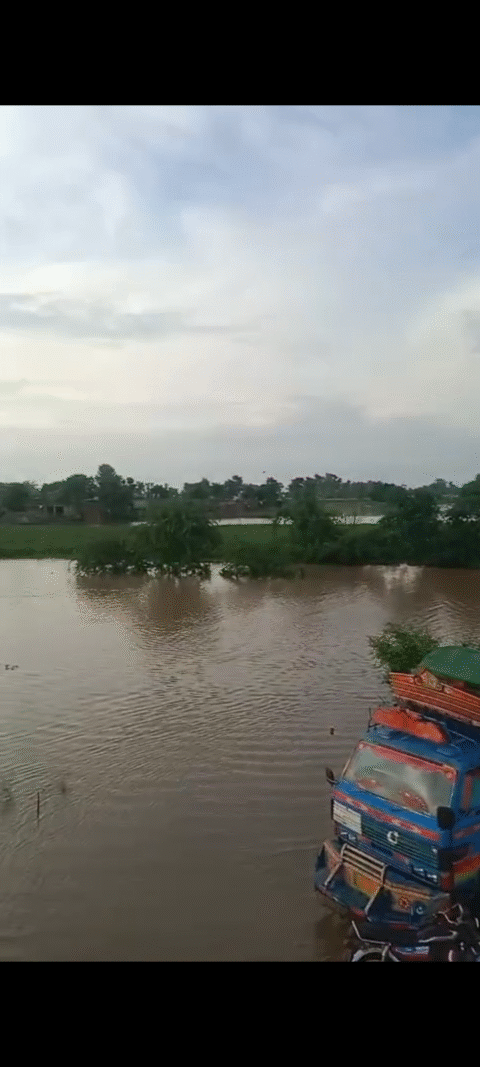 قصور کے درجنوں دیہات زیر آب ،مذید 70 دیہات سیلاب میں آنے کا خدشہ،پاک فوج و دیگر ادارے ریسکیو آپریشن میں مصروف