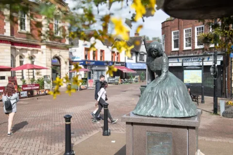 لندن:دوافغان پناہ گز ین 12 سالہ لڑکی کے ساتھ زیادتی اور اغوا کے الزام میں گرفتار