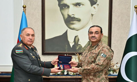 فیلڈ مارشل عاصم منیر کو آذربائیجان کے اعلیٰ ترین  میڈل سے نواز دیا گیا