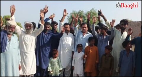 گھوٹکی: سیلاب سے سینکڑوں گاؤں زیرِ آب، متاثرین کا احتجاج، انتظامیہ پر غفلت کا الزام