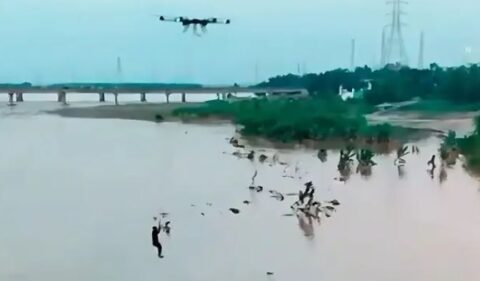 دریائے چناب میں سیلاب :درجنوں دیہات کے زمینی رابطے منقطع