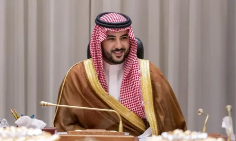 پاکستان اور سعودی عرب امن و سلامتی کے قیام کے لیے پرعزم ہیں،سعودی وزیرِ دفاع