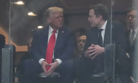 کئی ماہ بعد پہلی بار  ایلون مسک اور ڈونلڈ ٹرمپ کی عوامی سطح پر ملاقات