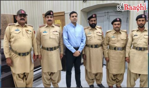 ڈیرہ غازیخان: بی ایم پی کے ایس ایچ او اشفاق لغاری کی اعلیٰ کارکردگی پر انعام و تعریفی اسناد کی تقریب