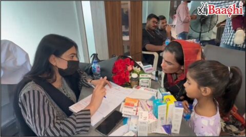 سیالکوٹ: دی رینوو بائے زہرہ ایس تھیٹک کلینک میں جلدی امراض کے لیے مفت میڈیکل کیمپ کا انعقاد