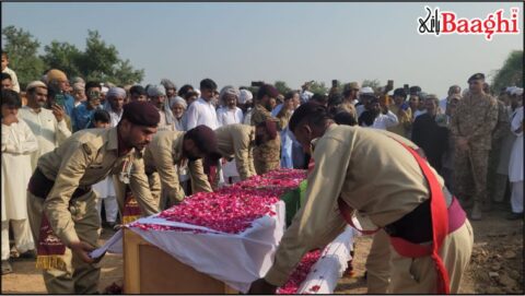 منڈی بہاؤالدین:شمالی وزیرستان دھماکے میں شہید زاہد عمران گوندل کی فوجی اعزاز کے ساتھ تدفین