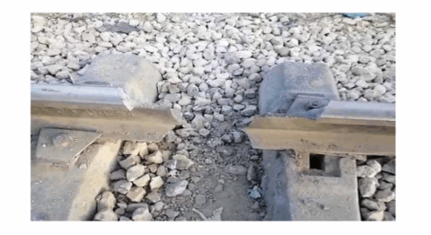 بلوچستان میں ریلوے ٹریک پر بم دھماکہ، ٹرین سروس معطل