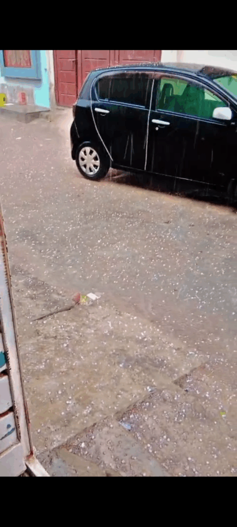 تیز بارش،ژالہ باری،سردی کی شدت میں اضافہ،گلیاں تالاب