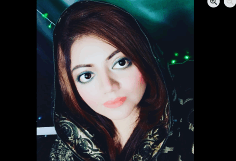 اب آگ گھر کے آنگن میں ہے،تحریر:رقیہ غزل