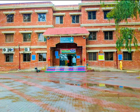 بابا بلہے شاہ ہسپتال میں سہولیات کا فقدان ،وزیر اعلی سے نوٹس کی اپیل