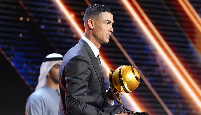 رونالڈو مسلسل تیسری بار مشرق وسطیٰ کے بہترین فٹبالر قرار