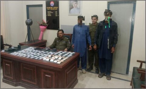 اوکاڑہ پولیس کی بڑی کارروائی،  ڈکیت گینگ کے 2 کارندے گرفتار، لاکھوں روپے مالیت کا مال مسروقہ اور اسلحہ