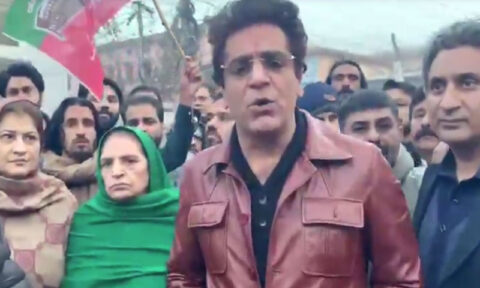 پی ٹی آئی رہنما عمر ڈار  احتجاجی ریلی کے دوران گرفتار