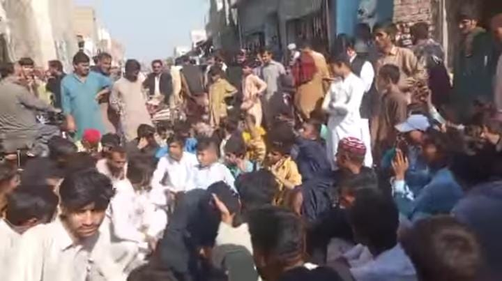 میرپورماتھیلو:ریاست کہاں ہے؟ جروار تھانے پر قبائلی قبضے کے دعوے، دھرنے اور احتجاج جاری