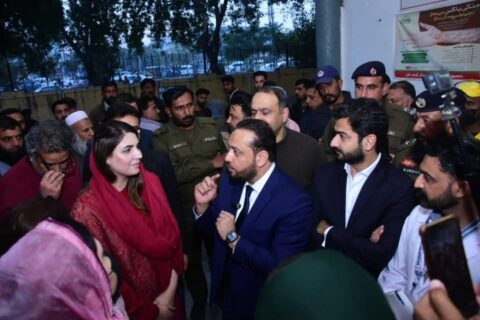 وزیر صحت خواجہ عمران نذیرکا گوجرخان کا دورہ،صحافیوں کے تلخ سوالات پر نالاں