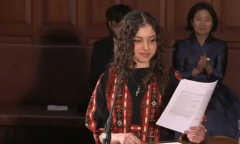 آکسفورڈ یونین کی تاریخ میں پہلی فلسطینی صدر  کامیاب