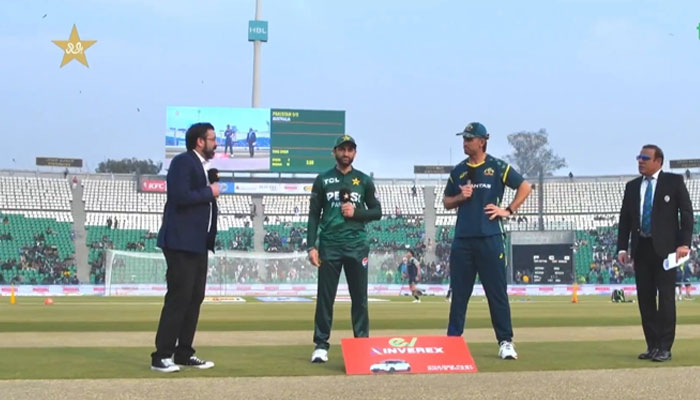 تیسرا ٹی20: پاکستان کا آسٹریلیا کو جیت کے لیے 208 رنز کا ہدف