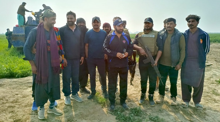 گھوٹکی: پولیس کافیصلہ کن کچہ آپریشن، کوش گینگ کے دو بدنام ڈاکو ہلاک، 12 گرفتار