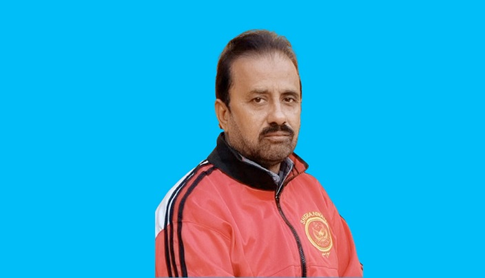 رینالہ خورد: مہنگائی اور موبائل فونز نے کھیلوں کے گراؤنڈز ویران کر دیے، سابق قومی کھلاڑی علیم اللہ چودھری کا اظہار تشویش