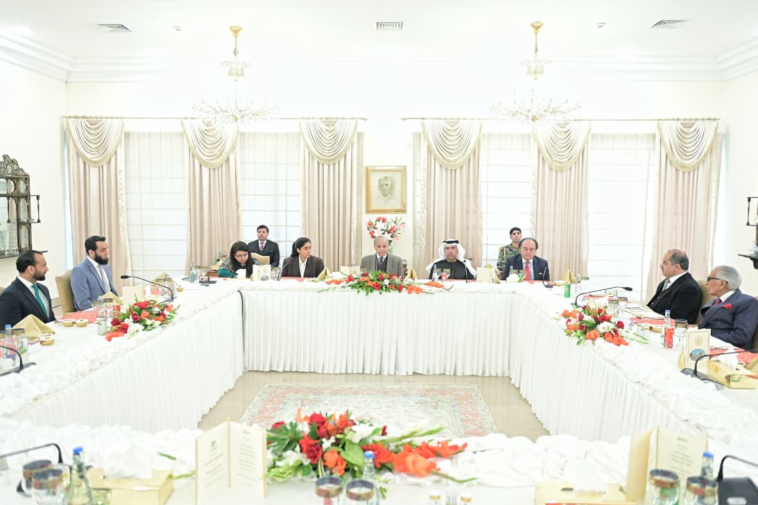 وزیراعظم  سے متحدہ عرب امارات کے معروف بزنس گروپ کے وفد کی ملاقات